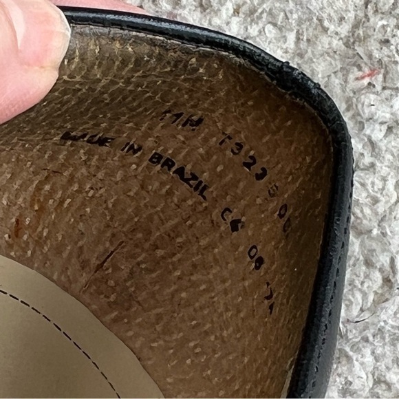 Trotters Doris Black Leather Block Heel Pumps Size 11M - Picture 8 of 10